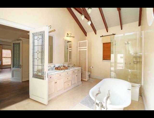 4 BEDROOM HOUSE TO LET IN SAXONWOLD